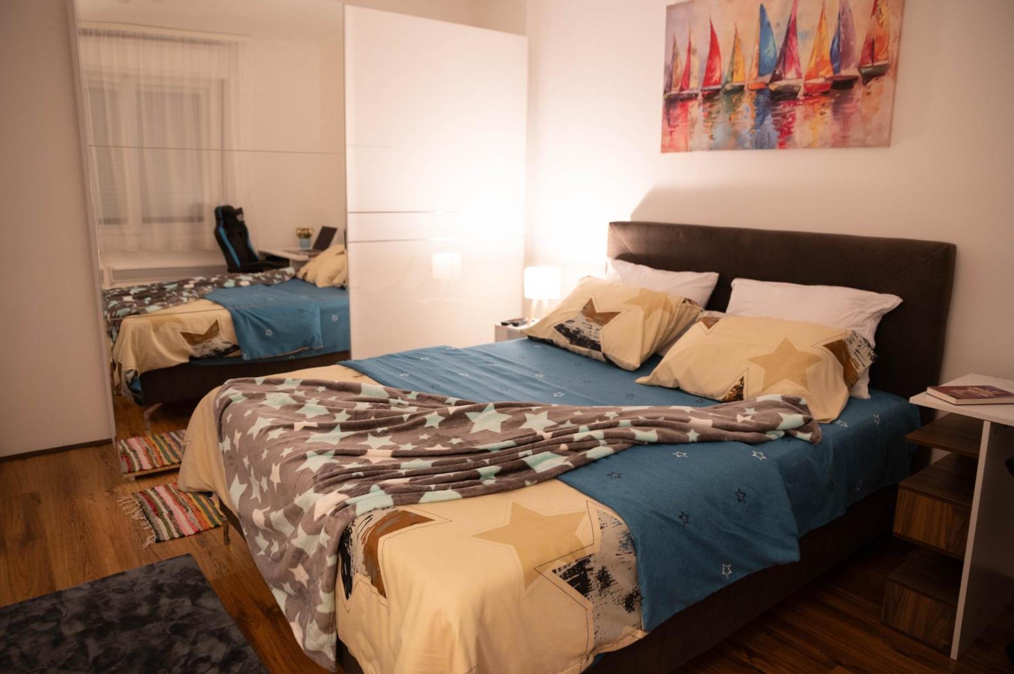 Nadahome - With Fast Wifi And Free Parking * Sombor