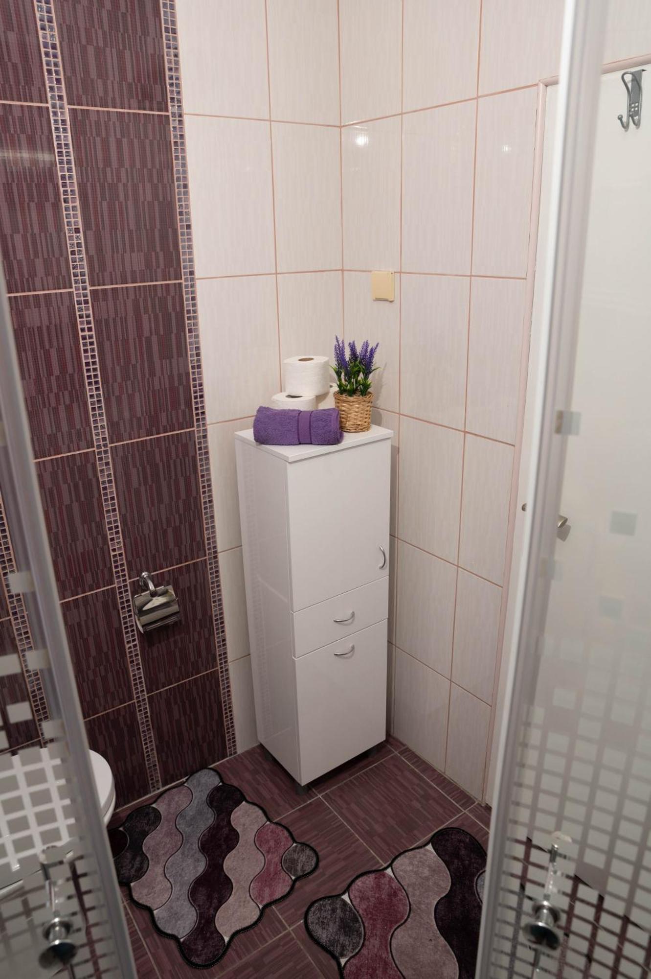 Apartment Nadahome - With Fast Wifi And Free Parking